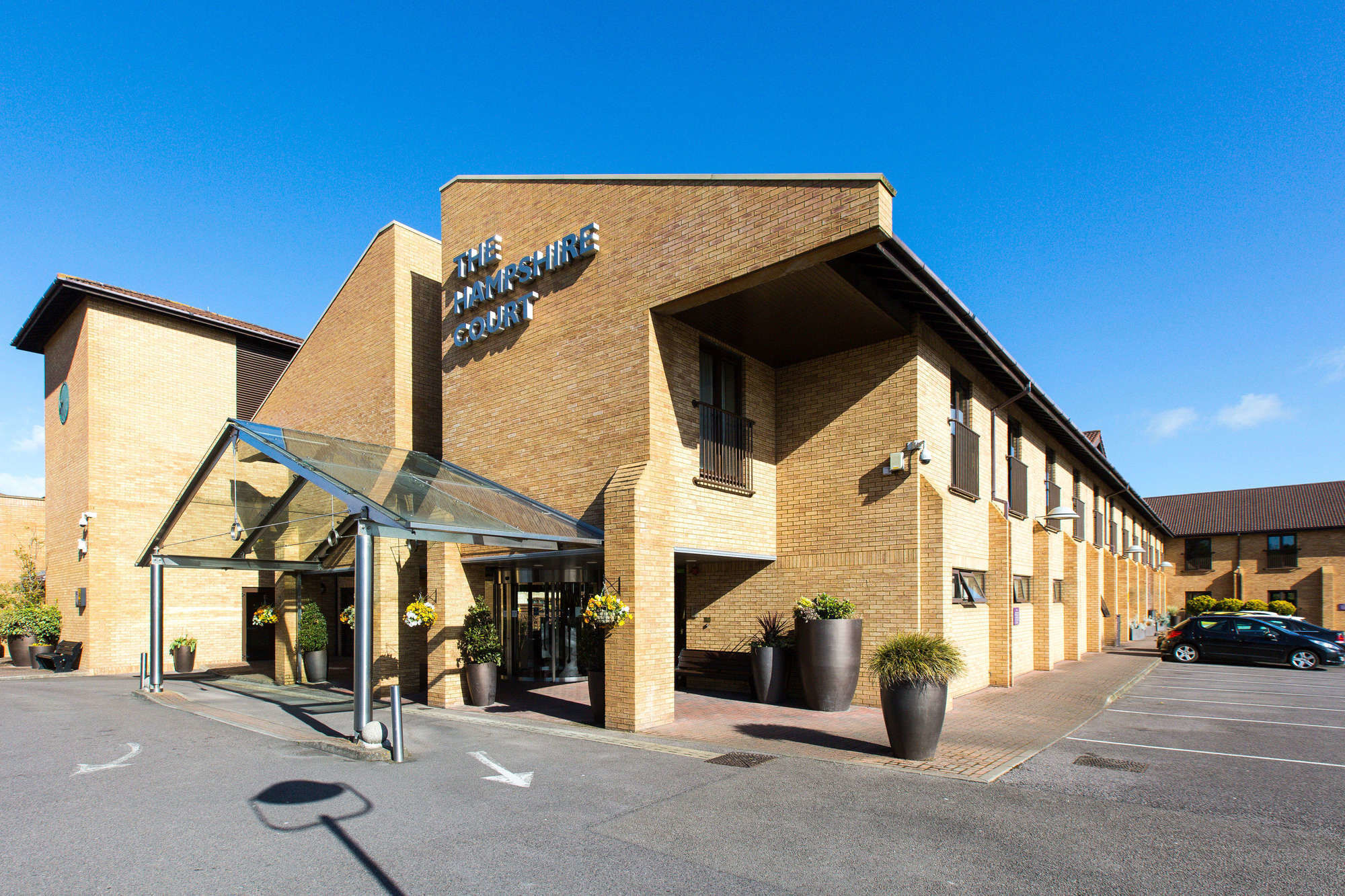 Hampshire Court Hotel & Spa Basingstoke Eksteriør bilde